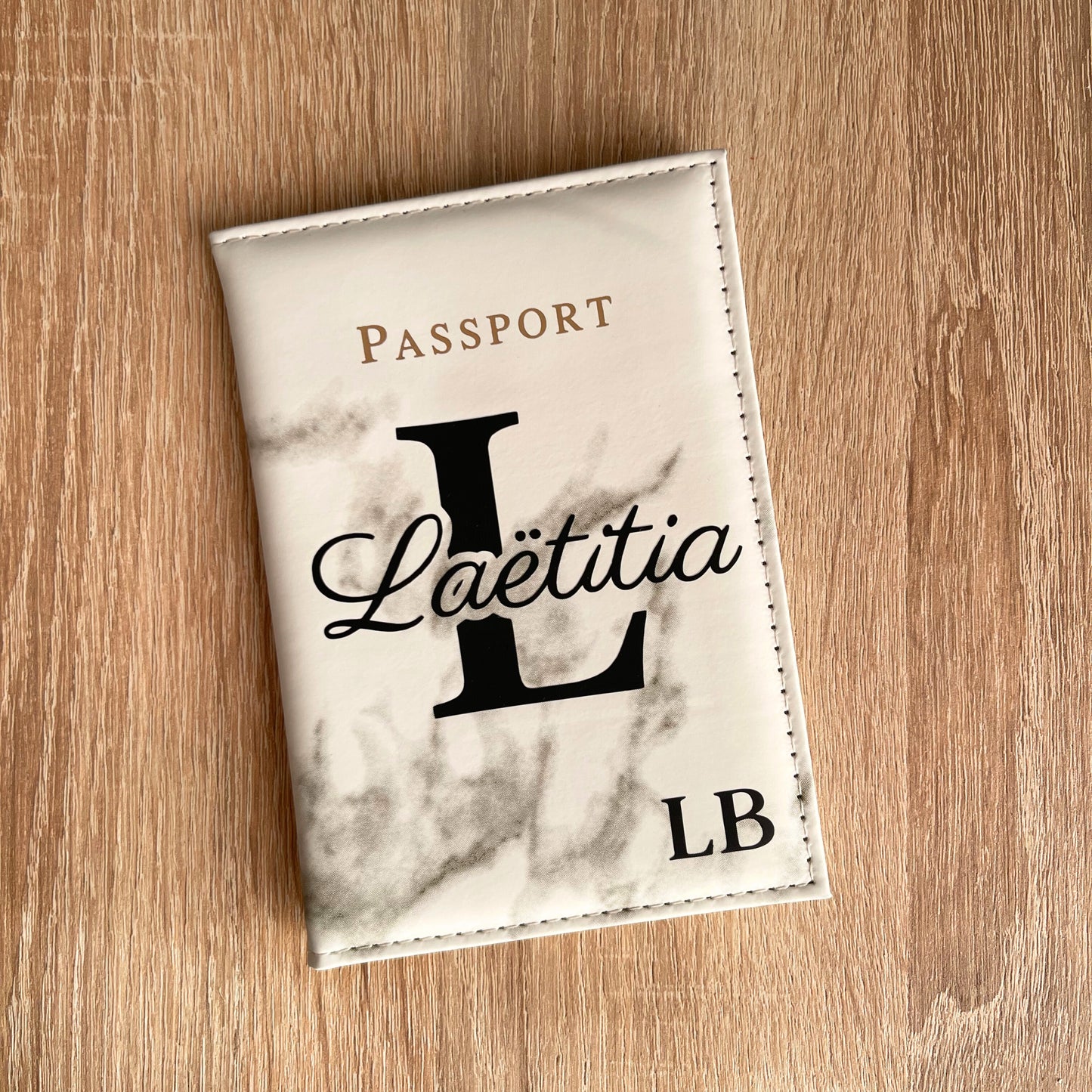 POCHETTE PASSEPORT MARBRÉ